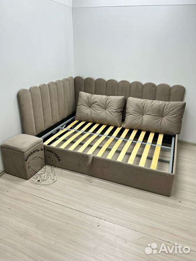 Детская кровать с ящиками