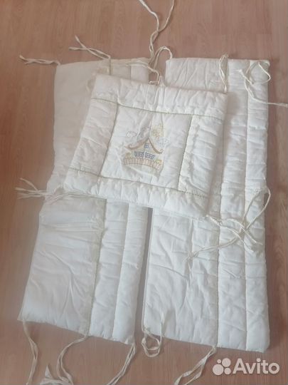 Бортики для детской кроватки