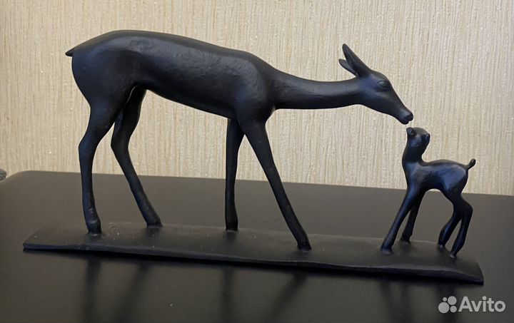 Статуэтка Олениха с олененком Куса литье СССР