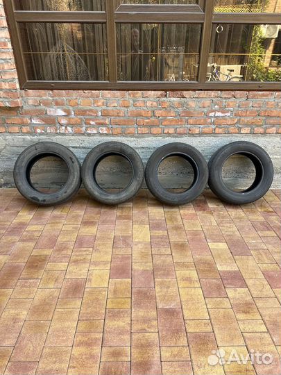 Yokohama Bluearth ES32 205/60 R16