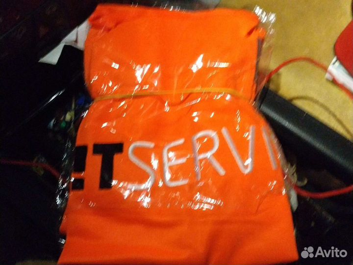 Сигнальный жилет водителя