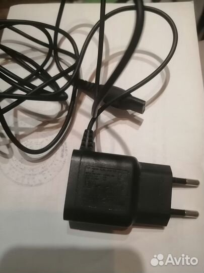 Блок питания для бритвы Philips