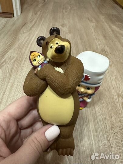 Игрушка Маша Медведь