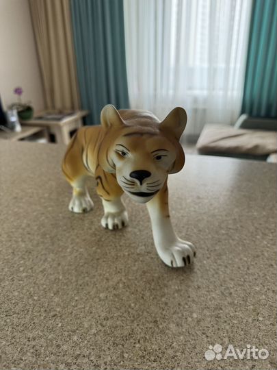 Статуэтка тигр (Чехия) Royal Dux