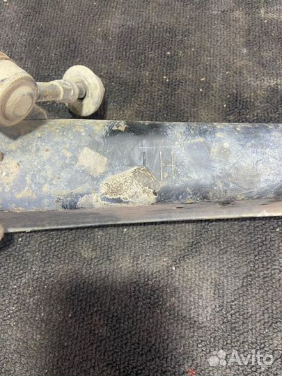 Рычаг задний нижний левый Mitsubishi Space Star (D