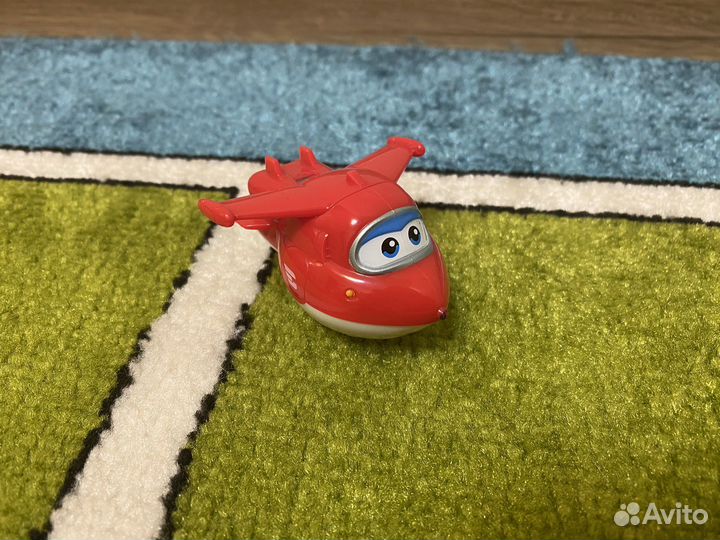 Суперкрылья Джетт