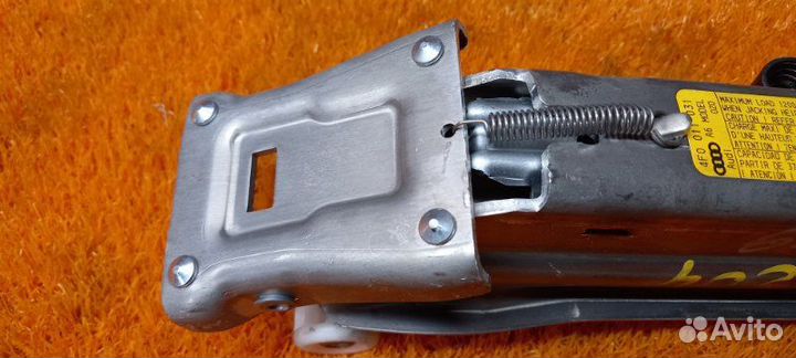 Домкрат Audi A6 C6/4F ccea 2010