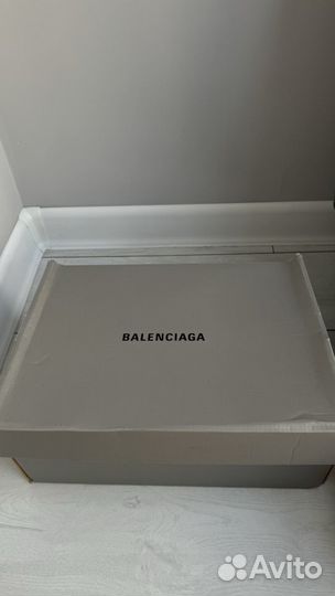 Кроссовки Balenciaga женские