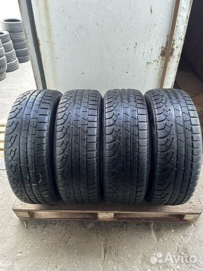 Pirelli Winter Sottozero 210 225/60 R17 99H