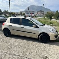 Renault Clio 1.6 MT, 2008, 265 000 км, с пробегом, цена 600 000 руб.