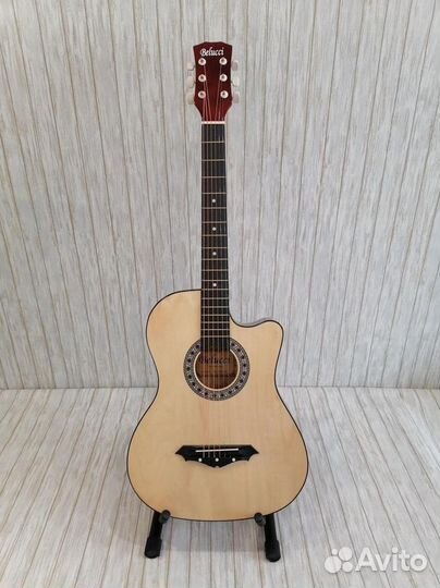 Гитара акустическая