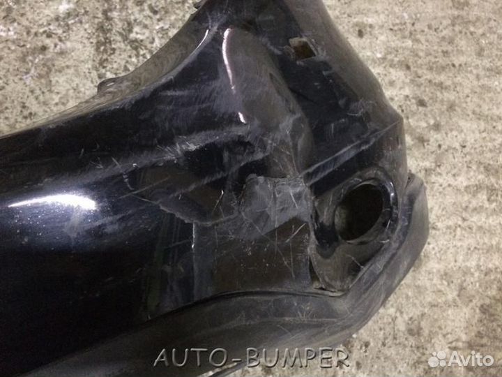 Honda CR-V 2010- Бампер передний