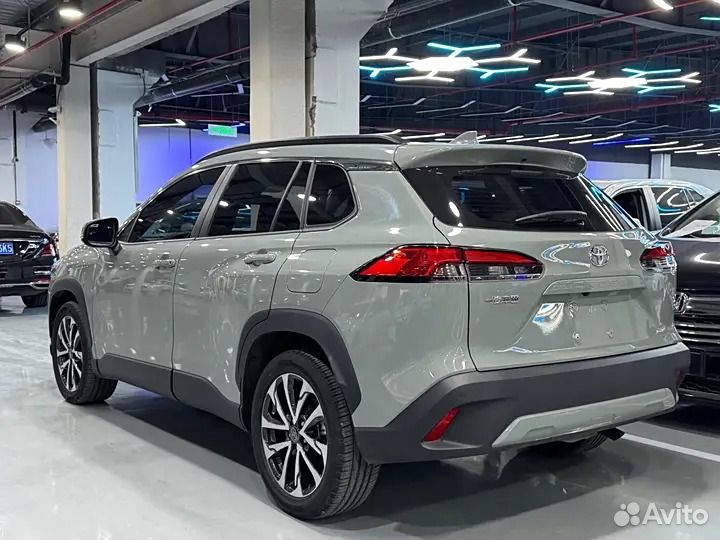 Toyota Corolla Cross 2.0 CVT, 2022, 24 000 км
