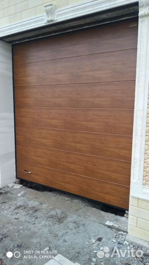 Секционные ворота