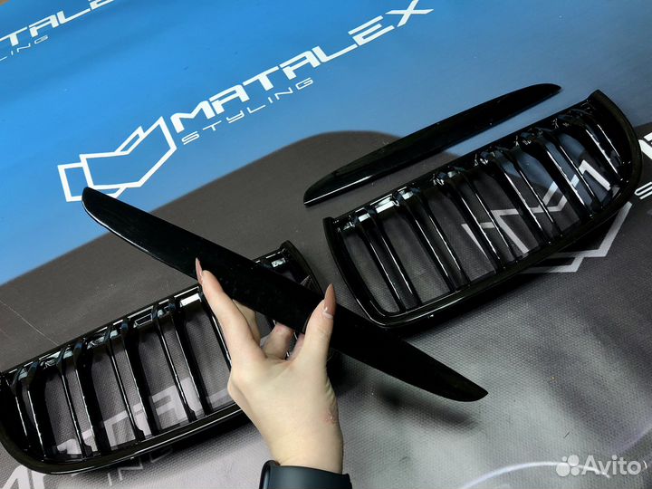 Решетка радиатора BMW E90 М стиль, дорест