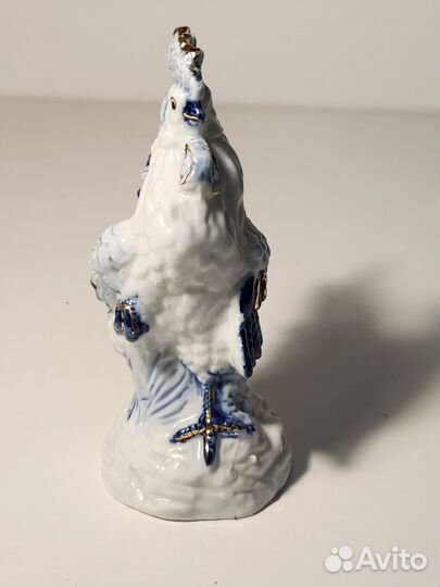 Статуэтка фарфор