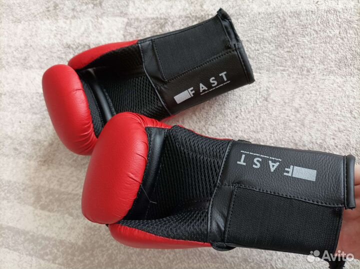 Боксерские перчатки детские