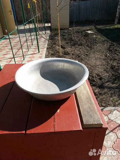 Продаются тазы аллюминиевые