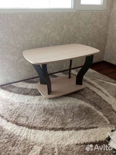 Журнальный стол