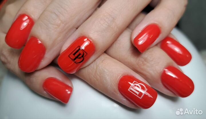 Маникюр с покрытием гель-лак за 600руб
