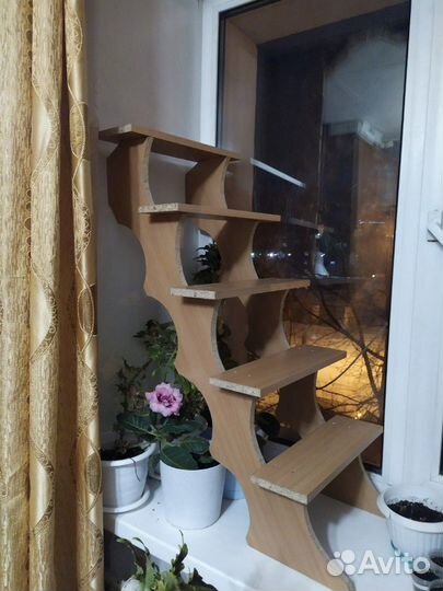 Полка для цветов