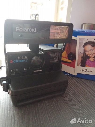Полароид в отличном состоянии, использовался всего
