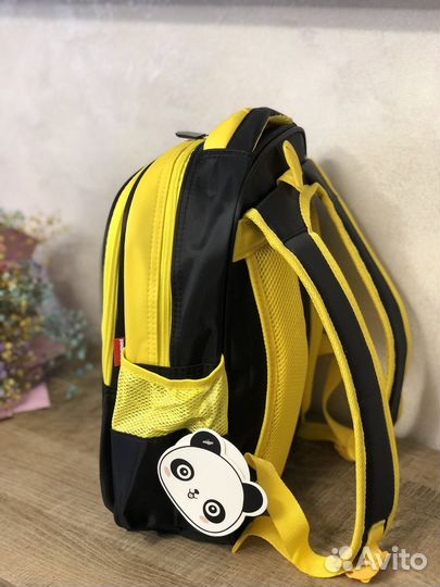 Рюкзак школьный новый Бамблби