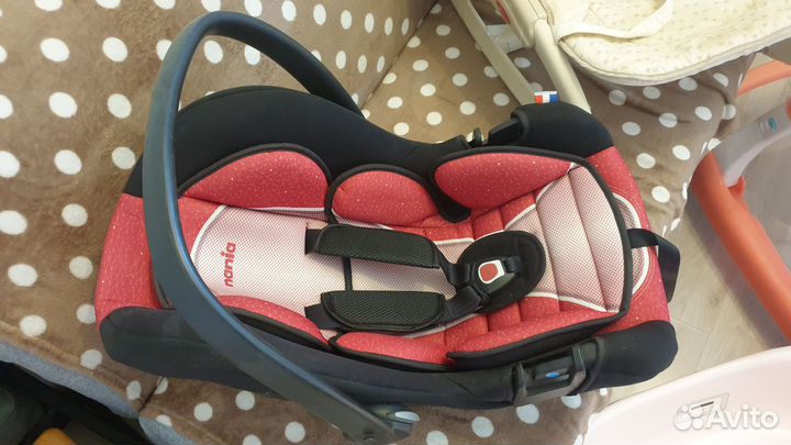 Комплект - автолюлька, шезлонг, ходунки и ванночка