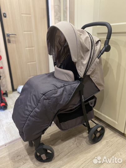 Прогулочная коляска babyton