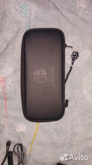 Продам игровую приставку Nintendo switch