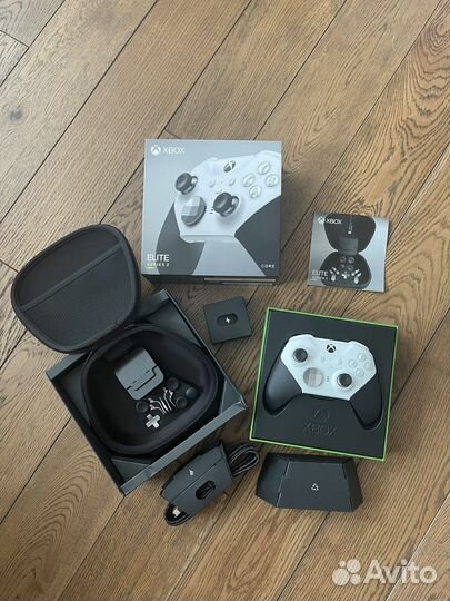 Геймпад Xbox Elite Series 2 Core