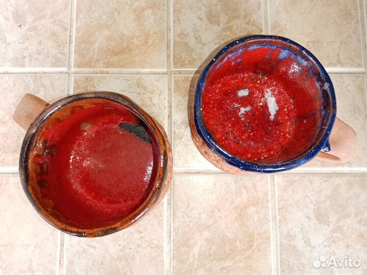 Глиняная кружка