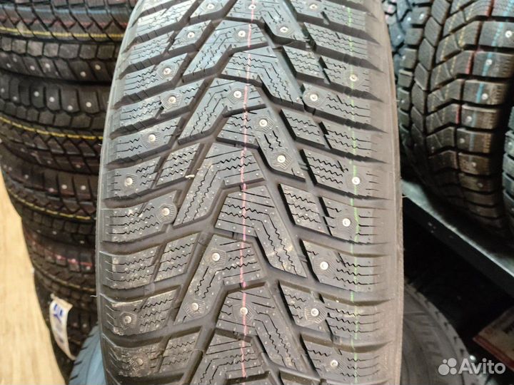 Hankook Winter I'Pike RS2 W429 215/50 R17