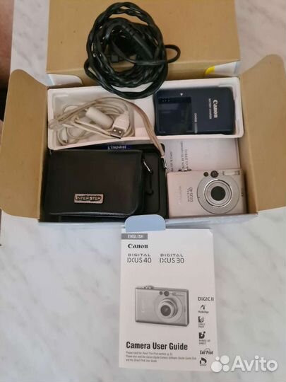 Компактный фотоаппарат canon