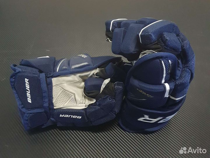 Хоккейные перчатки bauer,ссм