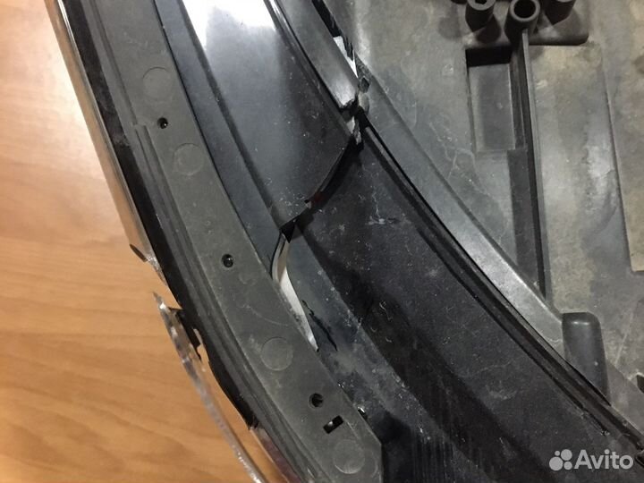 Фара правая led tiguan 2