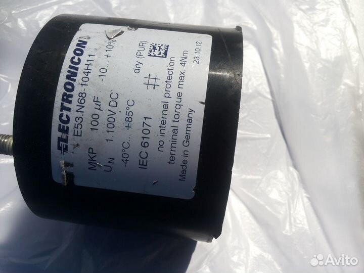 Конденсаторы 3300мкФ 400В 2шт и 100мкФ 1100 В