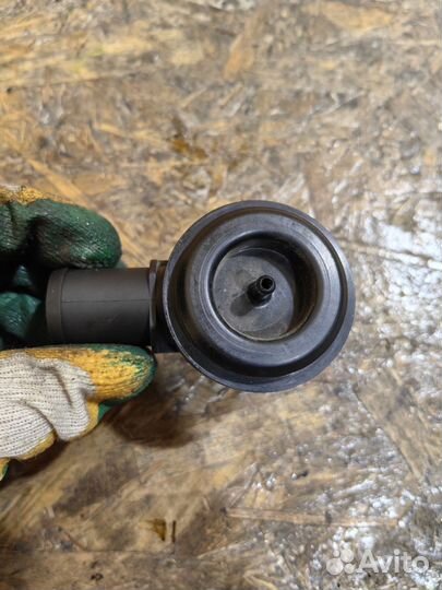 Байпасный Клапан Пассат Б5 А4 Б5 А6 С5 058145710