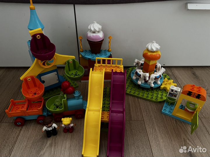 Lego duplo большой парк аттракционов