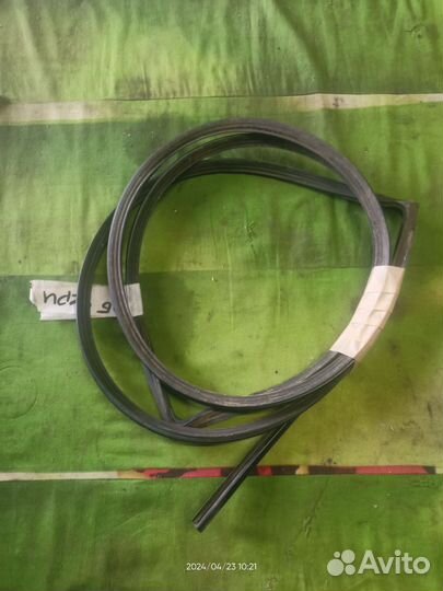 Уплотнитель лобового стекла чери фора а21