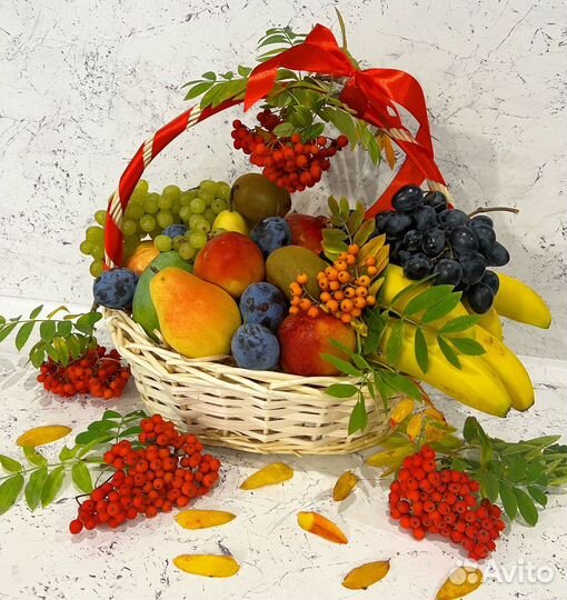 Фруктовые корзины, съедобные букеты, подарок