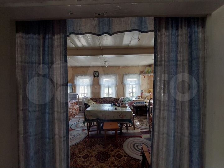 Дом 30 м² на участке 33 сот.