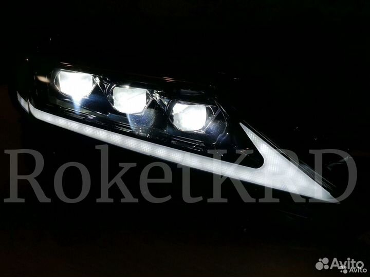 Фары Тойота Камри 70 стиль Lexus