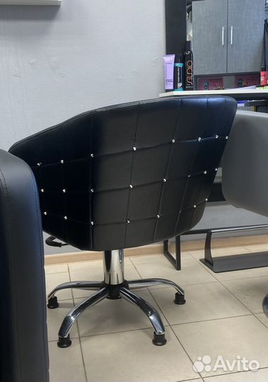 Парикмахерское кресло бу