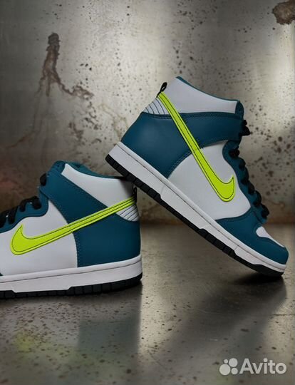 Кроссовки Nike Dunk High Bright Spruce Volt