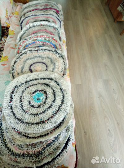 Коврики из полиэтиленовых полосок