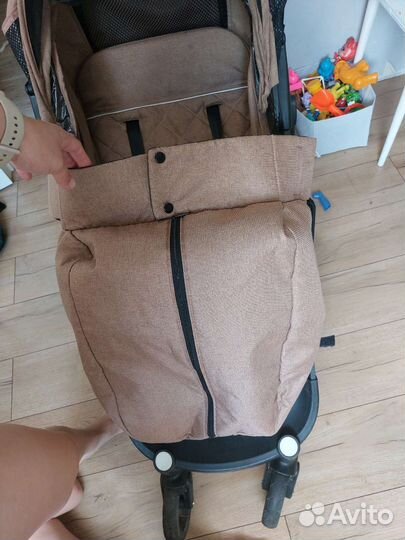 Прогулочная коляска yoya plus max