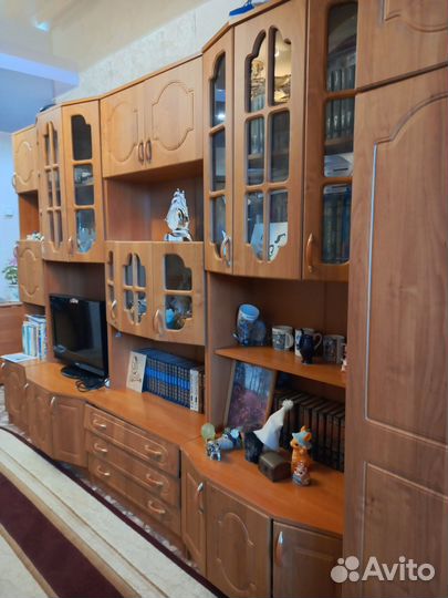 Предлагаю купить стенку в хорошем состоянии