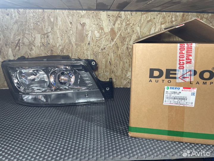 Фара головного света правая Man Tgs/Tgx 2023