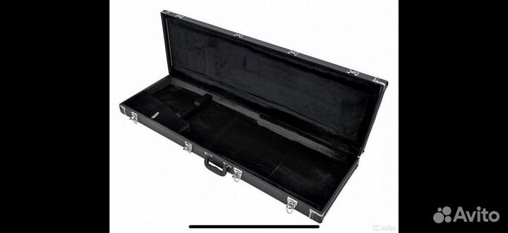 Кофр для бас гитары